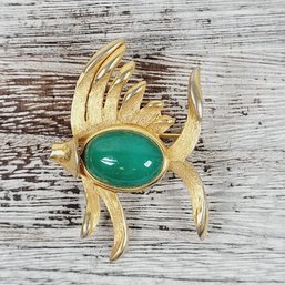 Vintage Angel Fish Green Jelly Belly Brooch Gold-tone Beautiful Design Classic Costume Jewelry