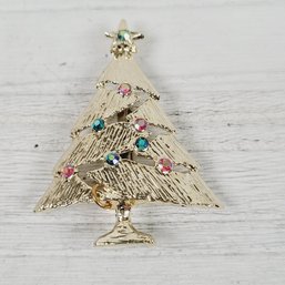 Vintage Rhinestone Christmas Tree Brooch Gold-tone Holiday Theme Classic Costume Jewelry