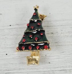 Vintage Enamel Christmas Tree Brooch Gold-tone Holiday Theme Classic Costume Jewelry