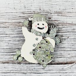 Vintage Snowman Christmas Brooch Silver-tone Holiday Theme Classic Costume Jewelry