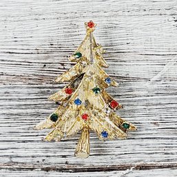 Vintage Rhinestone Christmas Tree Brooch Gold-tone Holiday Theme Classic Costume Jewelry