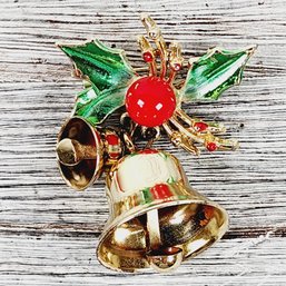 Vintage Rhinestone Christmas Bells Brooch Gold-tone Holiday Theme Classic Costume Jewelry