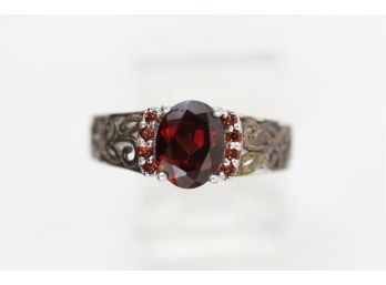 Sterling Silver Ring Garnet Gemstone Ring Beautiful Filigree Design Size 7