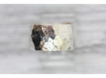 Sterling Silver Ring Wide Hammered Band Vintage Handmade Beautiful Design Size 7 1/2