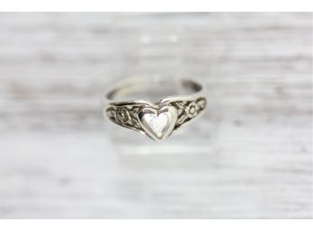 Sterling Silver Ring Small Pinky Midi Ring Cutest Heart Flowers Openwork Design Size 3