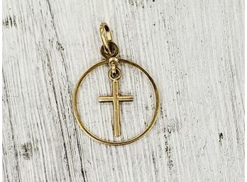 Vintage 18kt Gold Cross Pendant Dangle In A Circle Beautiful Shape