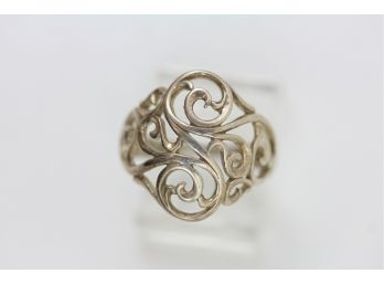 Sterling Silver Ring Pretty Filligree Size 6 Beautiful Design Dome Top