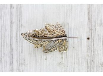 Sterling Silver Brooch Vintage Filigree Leaf Design Beautiful Pin
