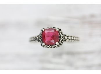 Sterling Silver Ring Beautiful Red Stone Designer Style Ring Size 9