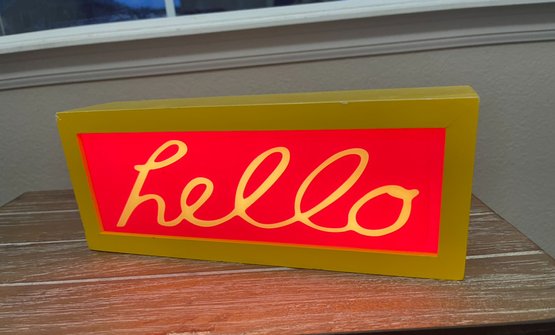BATTERY OPERATED 'HELLO' LIGHTED SIGN TEEN BEDROOM DECOR, GREETING