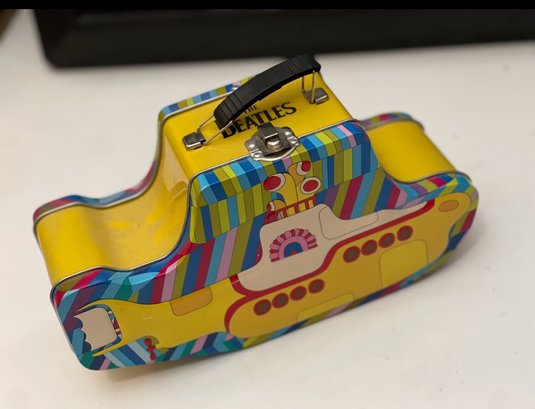 The Beatles Yellow Submarine Lunchbox Or Pencil Box