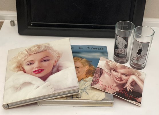 Lot Of Marilyn Monroe Coffee Table Conversation Books, Set Of 2 Tumblers, & Collectible 2008 Mini Calendar