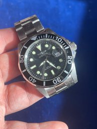 Mens Invicta Pro Diver Watch Model 0590