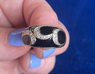 Women's Size 7 Black Enamel And Rhinestone Fashion Ring
