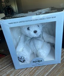 HARD ROCK CAFE GLOBAL ANGELS TEDDY BEAR CHARITY ORIGINAL BOX