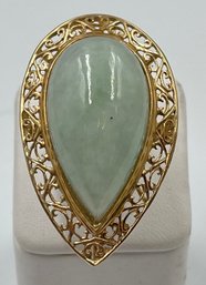 Stunning 14k Yellow Gold & Pear Shaped Cabochon Jade Ring Size 7