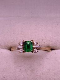 Genuine Emerald And Diamond 14kt Gold Ring