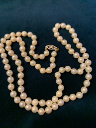 Vintage Classic Creamy Cultured Pearl 14kt Necklace