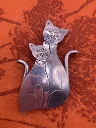 Fun Kitty Cat Vintage Sterling Silver Pin Brooch