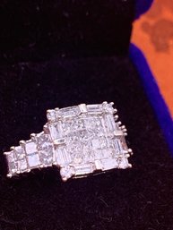 Spectacular 14 Kt White Gold Diamond Cocktail Ring