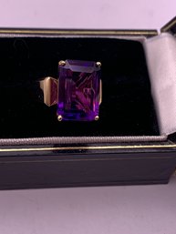 Gorgeous Deep Purple Amethyst And 14kt Gold Ring