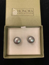 Large Lustrous South Sea Cultured Gray Pearls