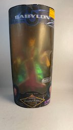 Babylon 5 Ambassador Delenn Action Figure Exclusive Toy LE 1/12000 Unopened 1997