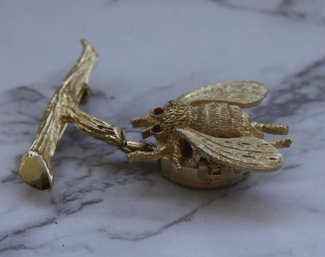 Vintage Herlin Bee Brooch Watch