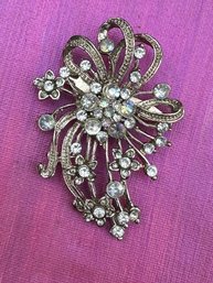 Vintage Rhinestone Brooch