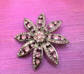 Pinwheel Pinwheel Jeweled Brooch