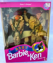 ( B186) 1992 ARMY BARBIE & KEN Deluxe Set Stars 'n Stripes 5626