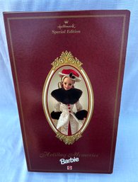 ( B188) 1995 Hallmark Special Edition HOLIDAY MEMORIES Barbie Doll 14106