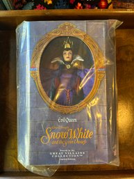 1998 EVIL QUEEN Walt  Disneys Snow White &  The Seven Dwarfs BARBIE Limited Edition (NIB)