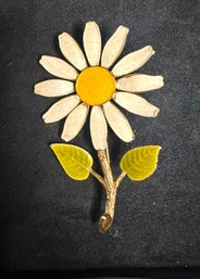 Vintage Daisy Enameled Flower Brooch