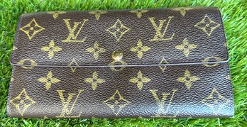 Authentic Brown Monogram Louis Vuitton Sarah Wallet