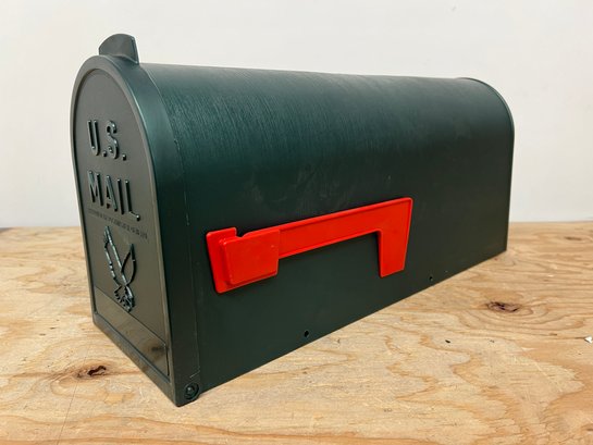 EZ Mail Green Poly Mailbox*