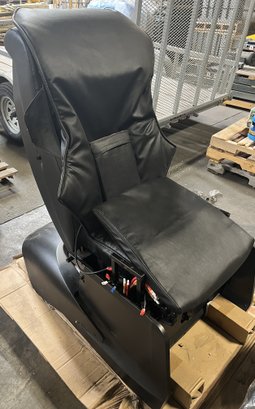 Cirrus Black Massage Chair (incomplete)