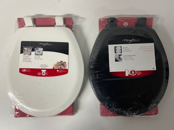 Mayfair Black & White Toilet Seat Set