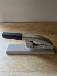 Swingline 113 Stapler