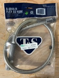 T&S 44' Flex Hose