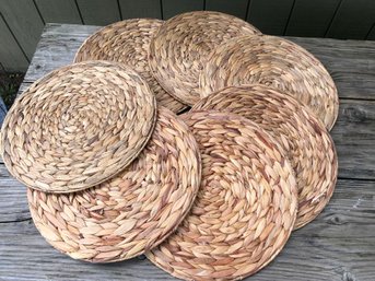 7 Seagrass Woven Charger Plates