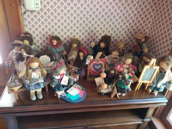 1 Of 2 - Collection Of Lizzie High Dolls - All W/tags - Approx. 20 Pieces