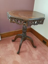 Elegant Detailed In-laid Octagon Side Table - 24x24x29H