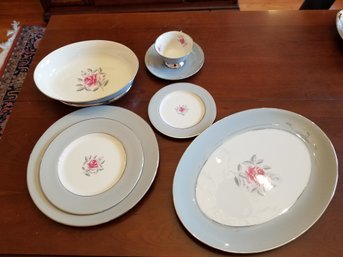 Set Of Beautiful Flintbridge China - Made In The USA