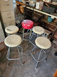 (5) Retro Bar/counter Stools