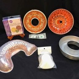 Wilton Cookie Cutters, Aluminum Carp Koi Fish, Copper Jello Molds Round X2, Aluminum Jello Mold