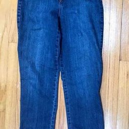 Gloria Vanderbilt Jeans Women's Size 6