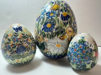 Vintage Kalich Pottery Eggs From Poland