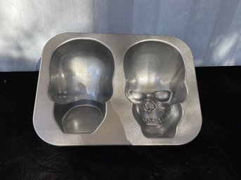 Nordic Ware Skull Shaped Baking Tray