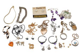 Mix Lot Of Fashion Jewelry